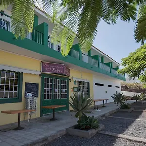 https://apartamentos-las-casitas.in-canary-islands.com